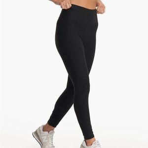 Vuori clean elevation leggings